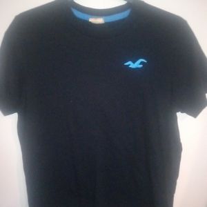 Hollister blue and black T-shirt sz M